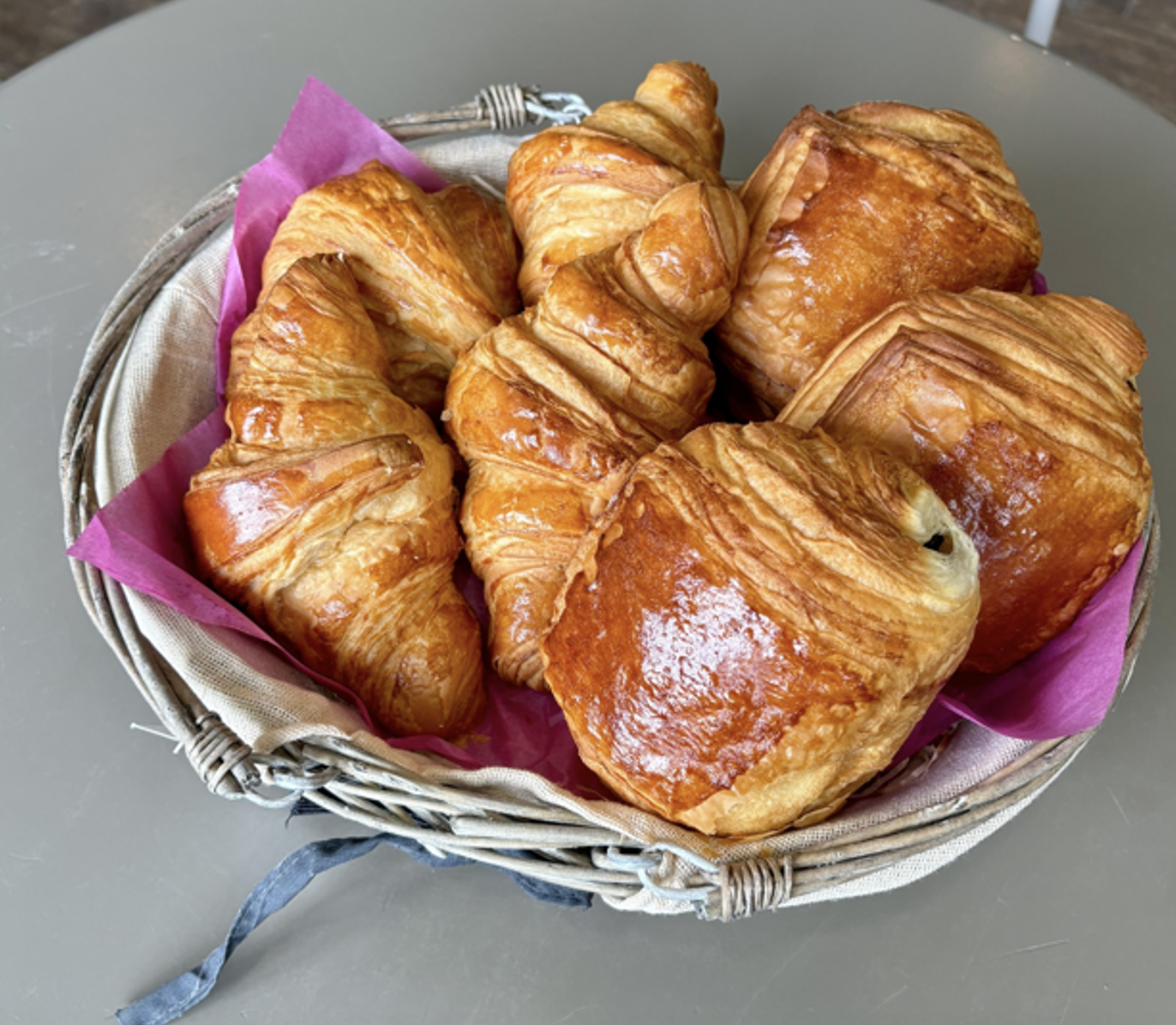 Lire la suite à propos de l’article Nos viennoiseries : 5 secrets pour un feuilletage parfait